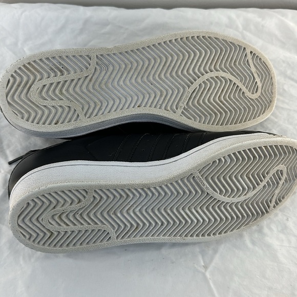 Adidas Superstar Metallic Toe Leather Sneakers - Picture 8 of 10